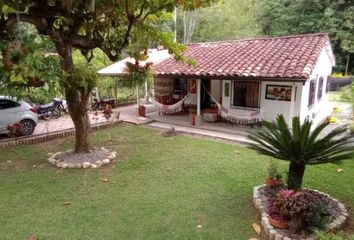 Villa-Quinta en  La Pintada, Antioquia