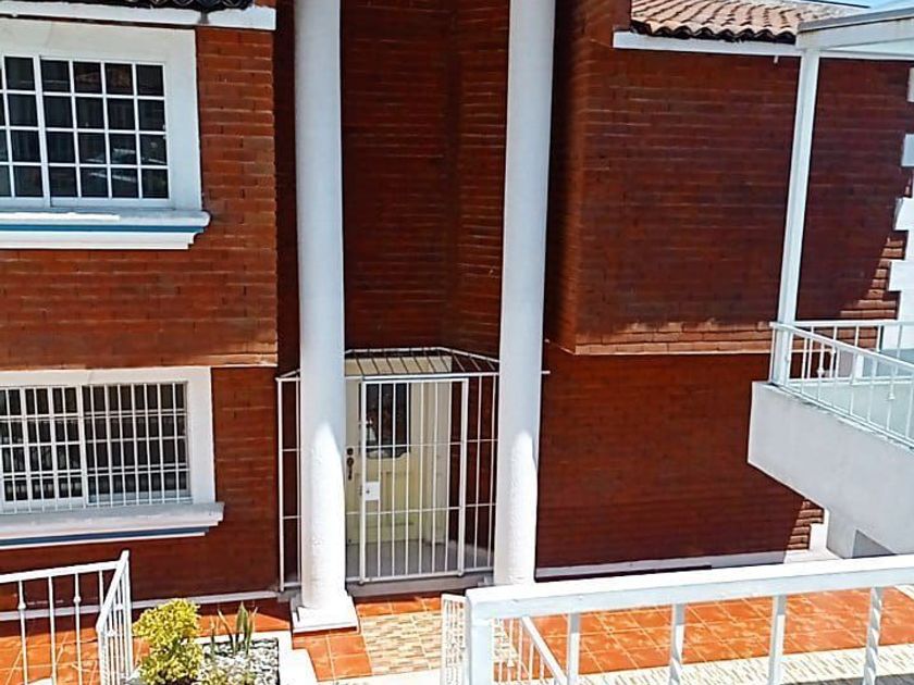 renta Casa en condominio en Lomas de La Hacienda, Atizapán de Zaragoza  (EB-GK6058r)