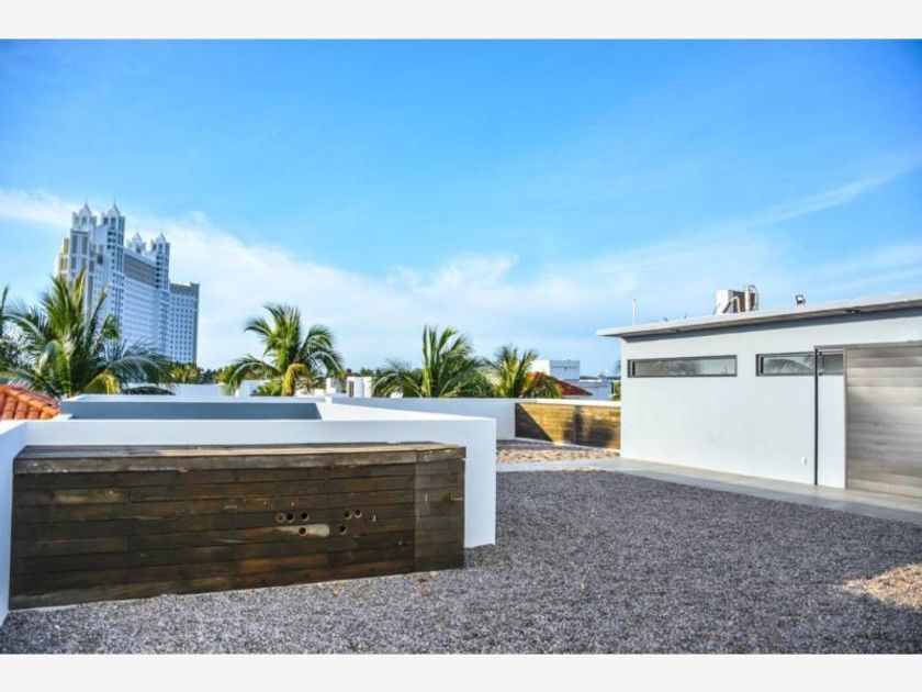 renta Casa en Centro, Mazatlán, Mazatlán (MX22NN4664) icasas.mx