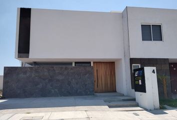 Casa en  Lomas Del Valle, Santiago De Querétaro, Municipio De Querétaro