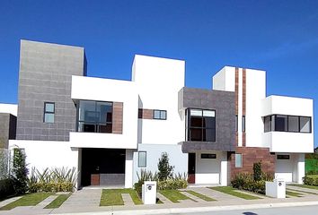 Casa en fraccionamiento en  Carretera S Mateo Atenco-sgo Tianguistenco, Ocoyoacac, México, 52757, Mex