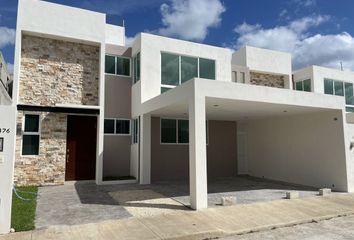 Casa en condominio en  Conkal, Yucatán, Mex