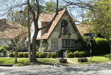 Casa en  Los Troncos, Mar Del Plata