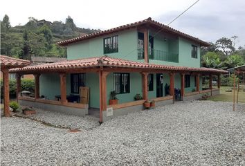 Villa-Quinta en  Guarne, Antioquia