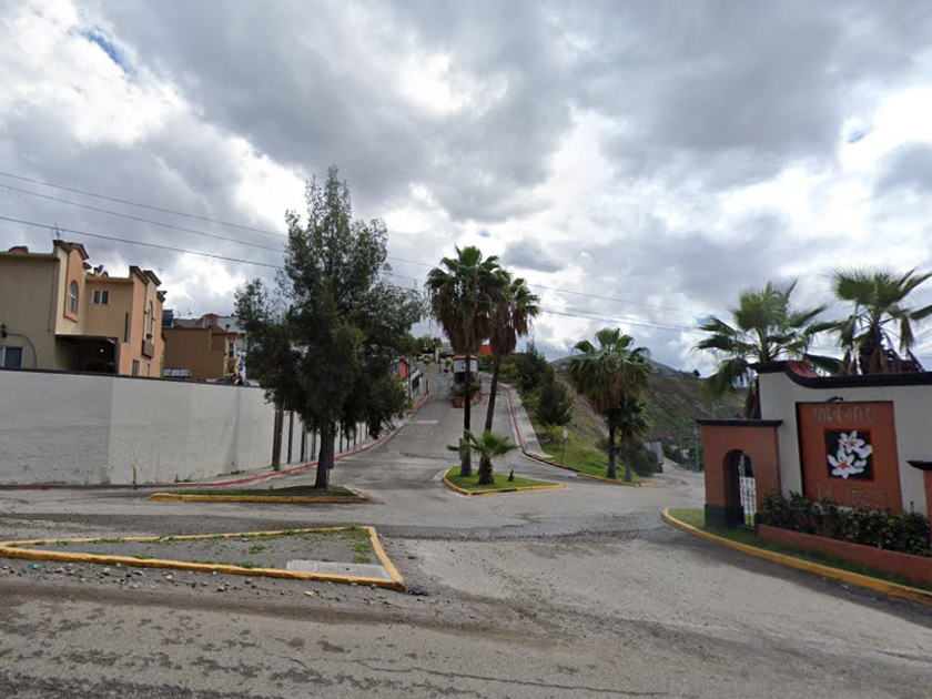 venta Casa en El Lago, Tijuana, Tijuana (6F11575)