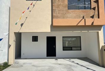 Casa en  Calle San Vicente 210, Fracc Res Rincón De San Vicente, Saltillo, Coahuila De Zaragoza, 25124, Mex