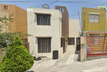 Casa en fraccionamiento en  Calle Granito 553, Pedregal Del Topo Chico, General Escobedo, Nuevo León, 66061, Mex