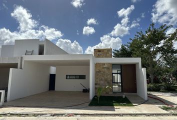 Casa en  Cholul, Mérida, Yucatán, Mex