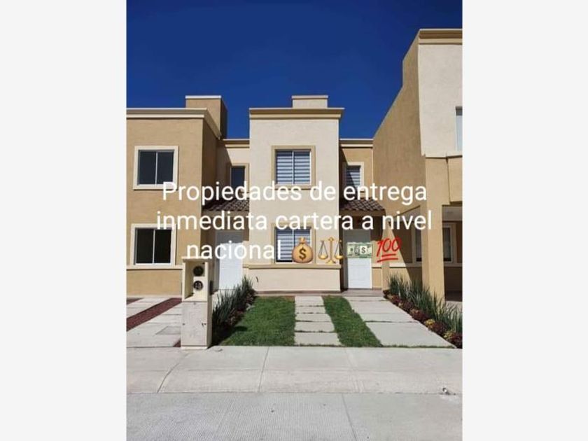 venta Casa en Ampliación San Javier, Tlalnepantla de Baz (MX22-NH9488)-  