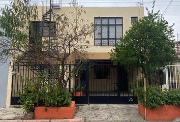 Casa en  Calle Volcán Villarrica 5603, Huentitan, Huentitán El Bajo, Guadalajara, Jalisco, 44250, Mex