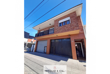 Casa en  Bernardino Rivadavia, Mar Del Plata