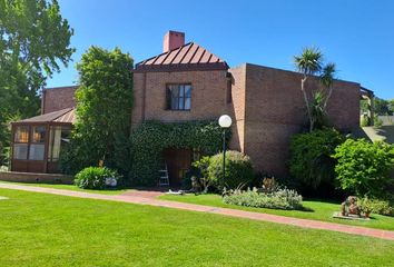 Casa en  El Carmen, Partido De Berazategui