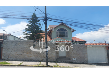 Casa en  Camilo Ponce Enríquez, Conocoto, Quito, Ecu
