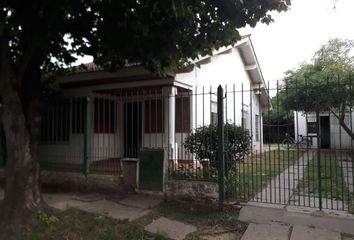Casa en  Saavedra 381, Tristán Suárez, Ezeiza, B1806, Buenos Aires, Arg