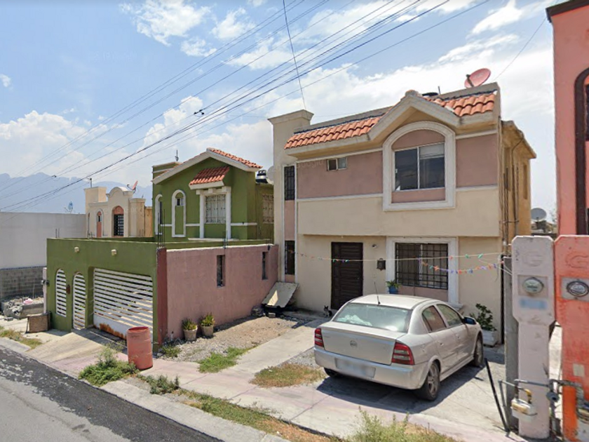 venta Casa en La Huasteca 3, Santa Catarina 