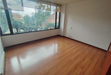 Apartment for rent in El Refugio I, Bogotá