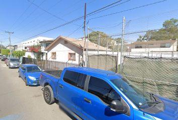 Casa en fraccionamiento en  De Los Geólogos, Otay Universidad, 22427 Tijuana, Baja California, México