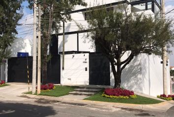 Casa en  San Pedro Tlaquepaque, Jalisco