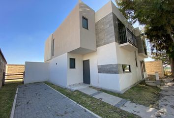 Casa en condominio en  Amapola, Villas Del Campo, Calimaya, México, 52227, Mex