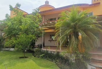 Casa en  San Miguel Acapantzingo, Cuernavaca, Morelos