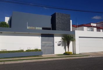 Casa en  San Isidro Juriquilla, Juriquilla, Querétaro