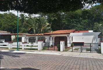 Casa en  Vicente Guerrero, Zihuatanejo, Zihuatanejo De Azueta