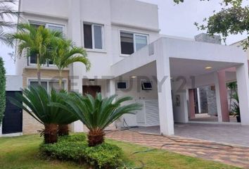 Casa en  Autopista Guayaquil Salinas, Guayaquil, Ecu