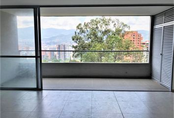 Apartamento en  Poblado, Medellín