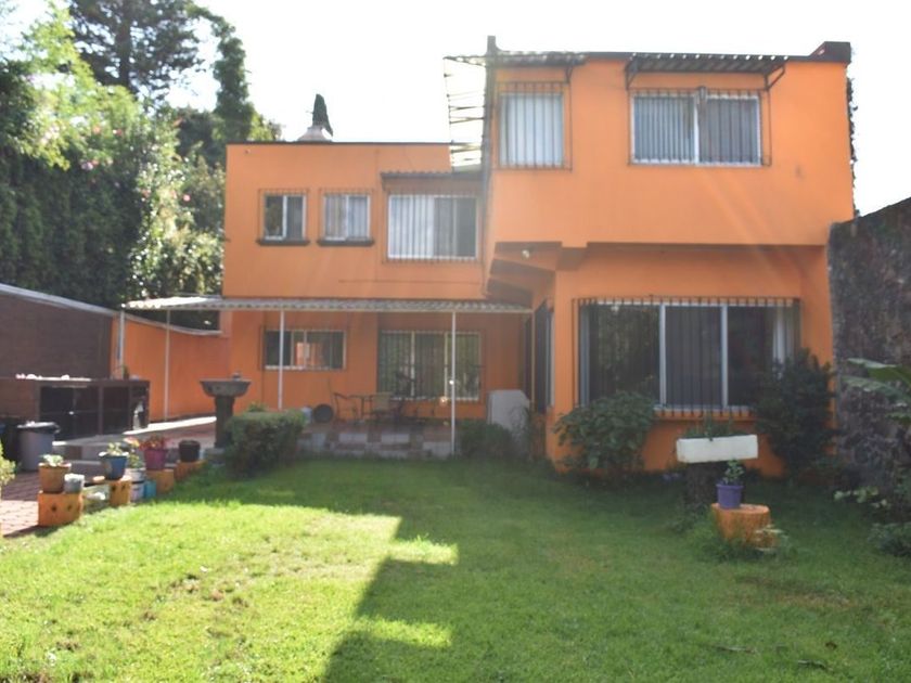 venta Casa en Maravillas, Cuernavaca, Morelos (EB-KV0981s)