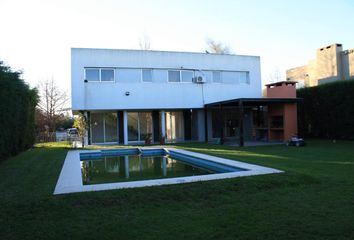 Casa en  Villa Olivos, Partido De Escobar