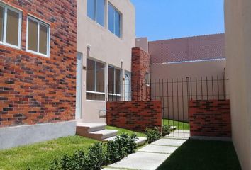 5 casas en renta en Fraccionamiento Villas de Xochitepec, Xochitepec -  