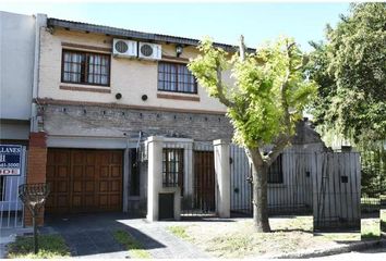 Casa en  Castelar, Partido De Morón