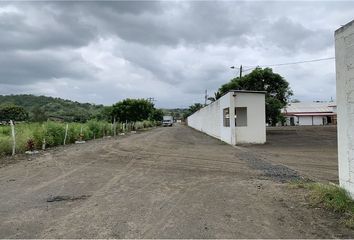 Terreno Comercial en  Portoviejo