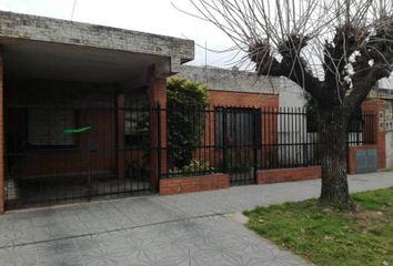 Casa en  Buchardo 3002-3100, Villa Luzuriaga, La Matanza, B1754, Buenos Aires, Arg