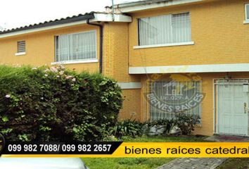 Hacienda-Quinta en  Lucha De Los Pobres, La Argelia, Quito