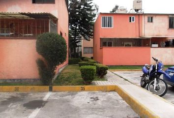 Casa en  Villa De Las Flores, Coacalco De Berriozábal