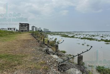 Terreno Comercial en  La Puntilla (satélite), Samborondón