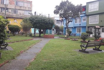 Apartamento en  La Granja, Bogotá