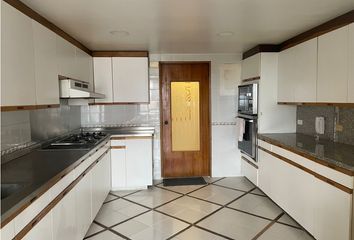 Apartment for rent in Poblado, Medellín
