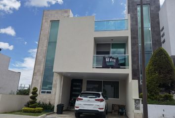 Casa en fraccionamiento en  Calle Rey Azteca, Fraccionamiento Britania La Calera, Puebla, 72574, Mex