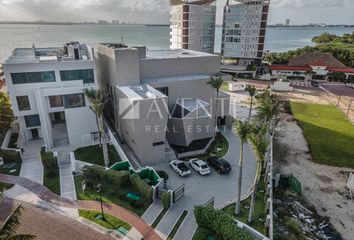 Casa en  Avenida Paraíso 40-41, Conjunto Condominal Isla Dorada, Benito Juárez, Quintana Roo, 77500, Mex