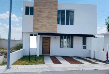 Casa en  El Pueblito, Corregidora, Corregidora, Querétaro