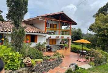 Casa en  Conquistadores, Medellín
