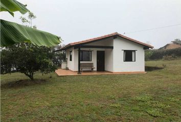 Villa-Quinta en  El Carmen De Viboral, Antioquia