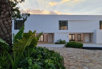 Casa en  Residencial Oasis Cholul, Mérida, Yucatán, Mex