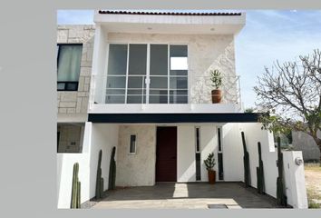 Casa en  El Pueblito, Corregidora, Corregidora, Querétaro