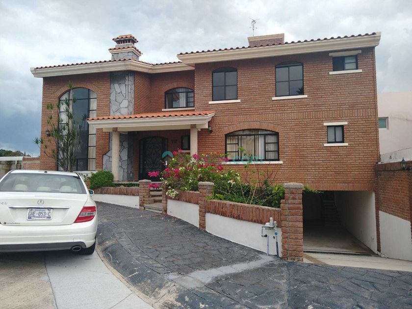 renta Casa en Rancho o rancheria Salto de León, Coroneo (RTyxxB)