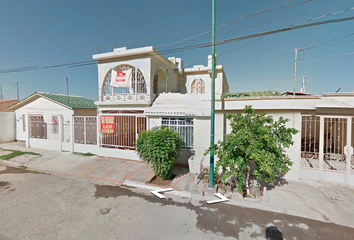 Casa en  Calle Amado Nervo 743, La Cortina, Torreón, Coahuila De Zaragoza, 27054, Mex