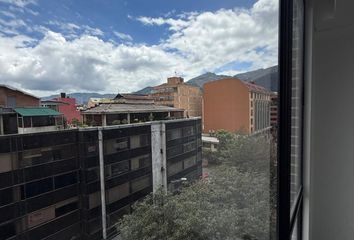 Apartamento en Santa María Del Lago, Bogotá