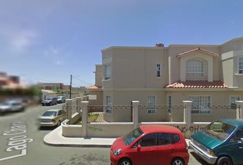 Casa en  Avenida Lago Chaira 414-785, Fraccionamiento Valle Dorado, Ensenada, Baja California, 22890, Mex